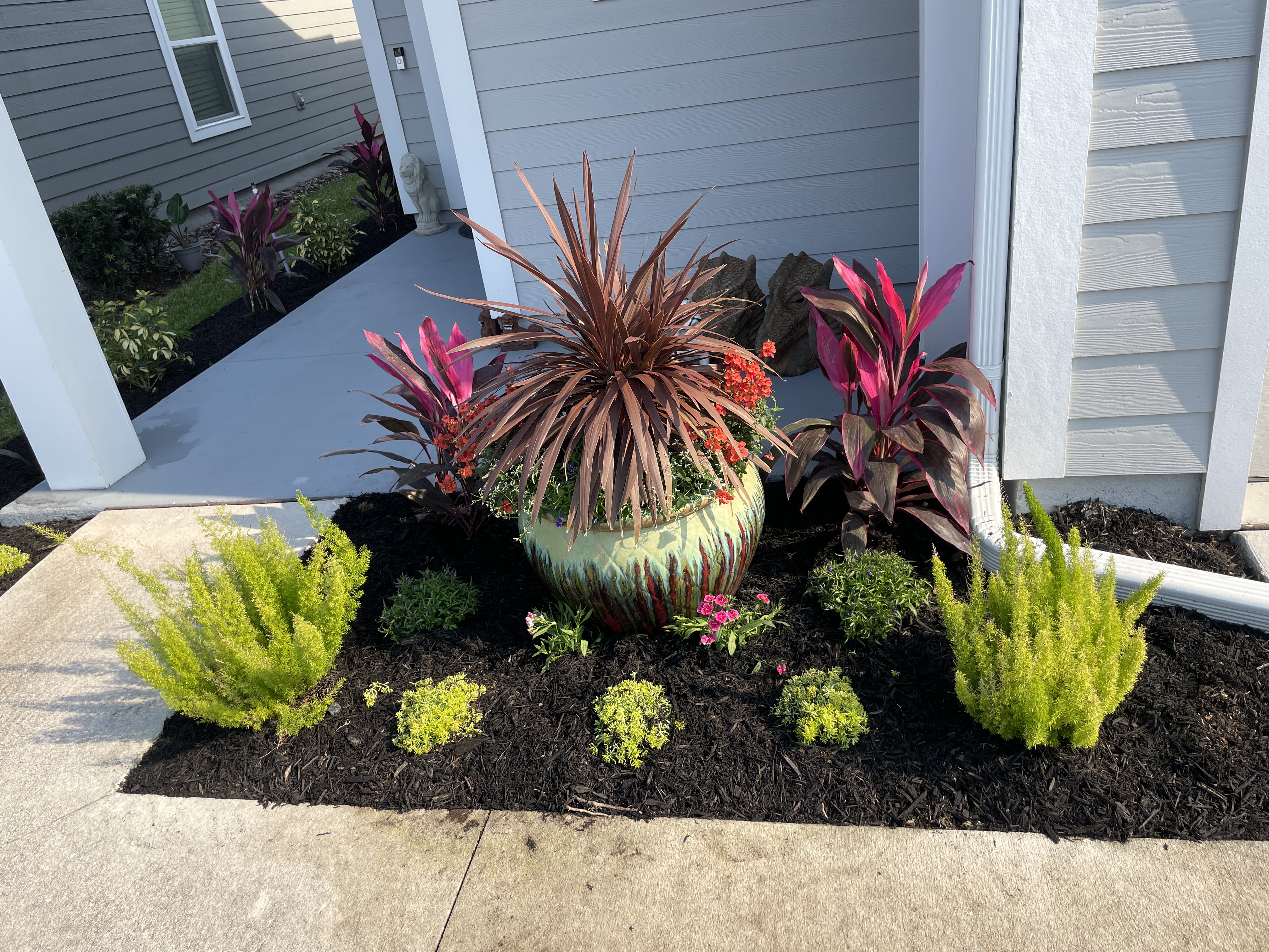 Custom planter detail with layered color